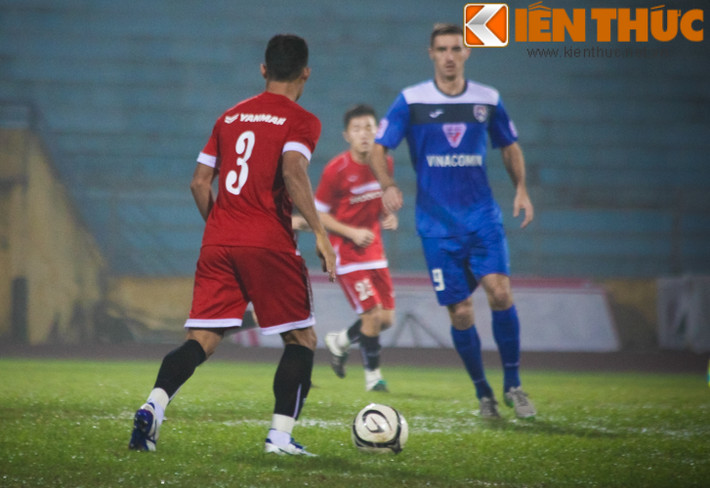 Chiều 19/3, ĐT Việt Nam đã có trận đấu giao hữu thứ hai dưới triều đại của tân HLV trưởng Nguyễn Hữu Thắng với CLB đến từ đất mỏ Than Quảng Ninh.