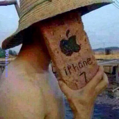 Ngày 8/9 vừa qua, Công ty công nghệ Apple đã giới thiệu mẫu sản phẩm mới nhất của mình là iPhone 7 và iPhone 7 Plus cùng những phụ kiện đi kèm như tai nghe không dây và đồng hồ.
