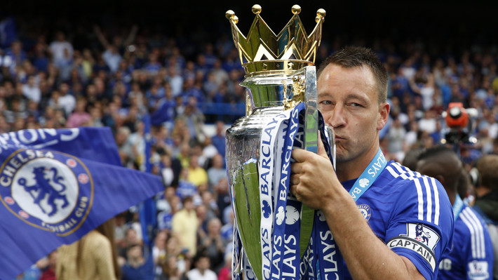 Terry có gần 700 trận khoác áo Chelsea và có được tất cả những danh hiệu mà một cầu thủ bóng đá ước mơ có được.