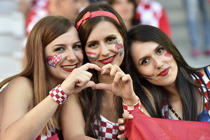 Ảnh sử dụng trong bài: Euro2016.com.