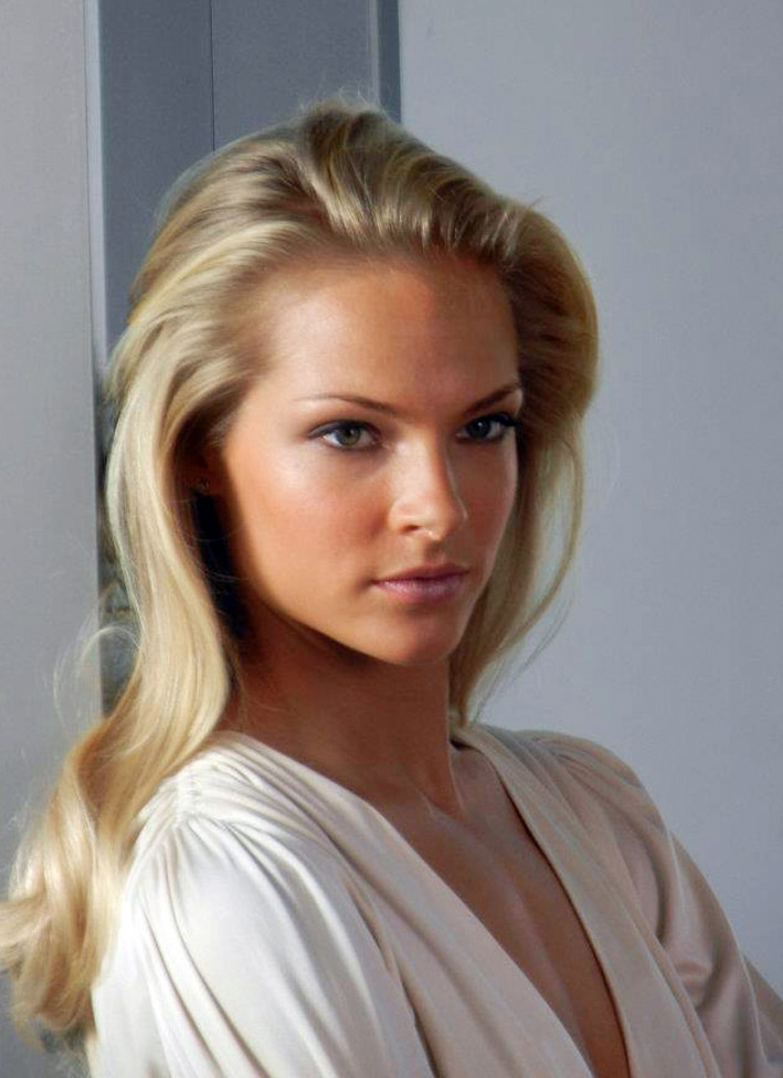 Nói không quá nếu cho rằng Darya Klishina là ứng cử viên nặng ký để soán danh vị "búp bê Nga" mà tay vợt đàn chị Maria Sharapova đang giữ.