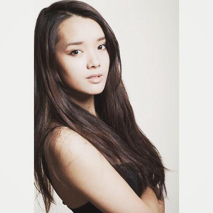 Christina B Nguyen tên thật là Nguyễn Hoài Phương, sinh năm 1994 tại Nga.