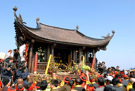 Lễ hội Yên Tử (thuộc xã Thượng Yên Công, huyện Uông Bí, tỉnh Quảng Ninh) cũng thường xuyên thu hút Phật tử thập phương.