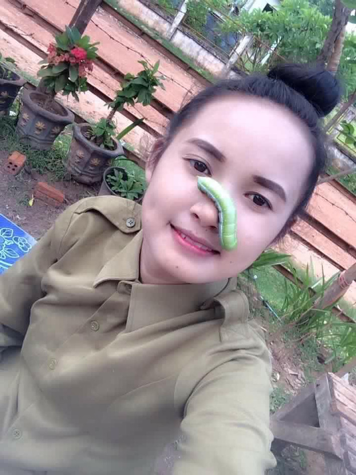 Nhiều người chứng kiến bức ảnh của cô gái dị hợm này thì không khỏi thốt lên rằng "phát tởm", "phát gớm" hay "kinh dị".