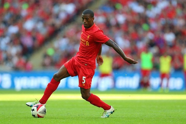 Georginio Wijnaldum cũng là một tân binh có màn ra mắt không thể chê được trong màu áo của Liverpool. Bản hợp đồng trị giá 25 triệu bảng từ Newcastle hòa nhập rất nhanh với lối chơi của The Kop và hợp với Jordan Henderson và Adam Lallana hoàn toàn áp đảo so với hàng tiền vệ của Arsenal.