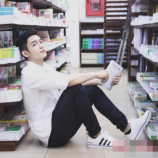 Hiện trên trang Instagram của mình, Hải Dương đã thu hút được hơn 4.000 lượt like. Facebook của chàng trai này cũng thu hút hơn 20.000 người theo dõi. Ảnh sử dụng trong bài: Facebook nhân vật.