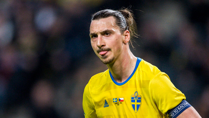 Zlatan Ibrahimovic dù đã 34 tuổi nhưng vẫn sở hữu những bước chạy vũ bão và khả năng sát thủ cả trên mặt cỏ lẫn trong không trung.