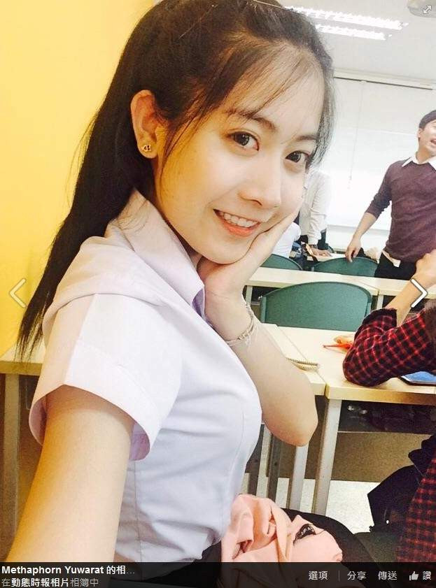Những hình ảnh xinh xắn, dễ thương của Methaphorn cũng được dân mạng lùng sục, tìm tòi và ngắm nghía. Hiện tại cô nàng này đã sở hữu lượng người theo dõi đông đảo lên đến hơn 30.000 người.