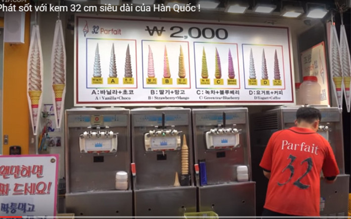 Kem siêu dài ở Hàn Quốc được bán với giá 2.000 won (khoảng 400.000 đồng/chiếc) (Ảnh: hayvip.com)