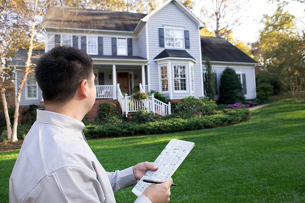 Việc người nước ngoài mua nhà ở Mỹ tăng mạnh trở lại sau một năm suy giảm là điều bất ngờ, đặc biệt khi đồng USD có đợt tăng giá mạnh sau bầu cử Mỹ 2016. Ảnh: Myxlaw.