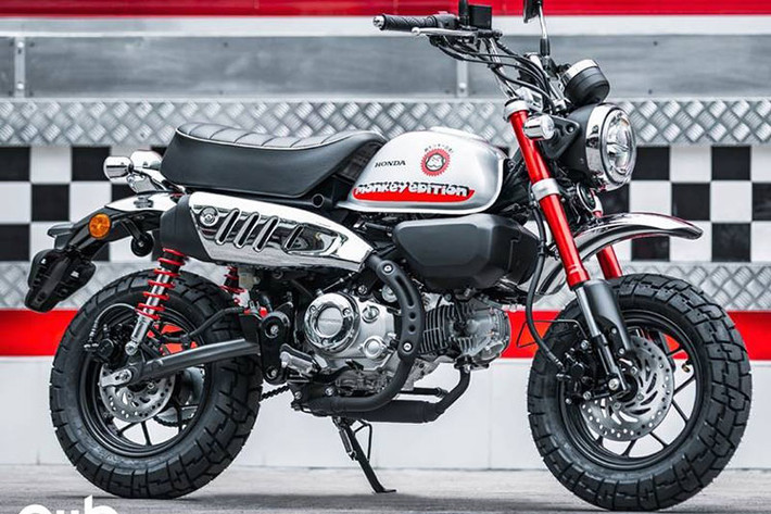 Theo công bố, giá xe Honda Monkey Johney Red Edition phiên bản màu đặc biệt sẽ được bán ra giới hạn với mức khoảng gần 80 triệu đồng tại Nhật Bản và các quốc gia có showroom Cub House từ tháng 7/2021 này.
