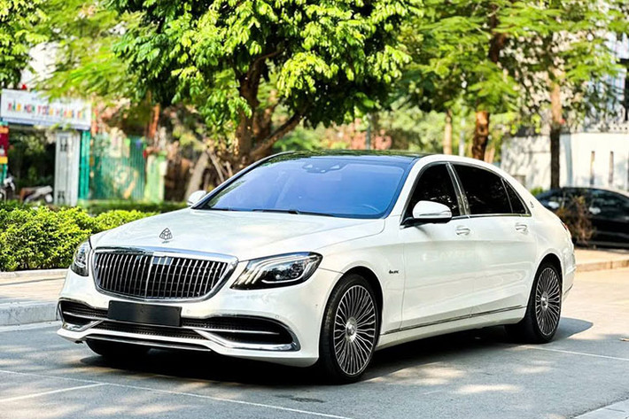 Như vậy sau 5 năm sử dụng, mẫu sedan siêu sang này đã mất giá đáng kể. Tuy nhiên, với những khách hàng đang tìm kiếm một chiếc Mercedes-Maybach đã qua sử dụng với mức giá hợp lý hơn để trải nghiệm sự đẳng cấp, đây vẫn là một lựa chọn có thể xem xét. Tại thị trường Việt Nam, Mercedes-Maybach S450 đang phải cạnh tranh với các đối thủ như BMW8 Series, Audi A8 L hay Lexus LS500h.