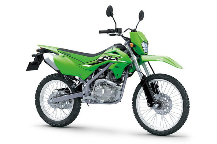 Kawasaki KLX150 2025 mới trong bản cập nhật tại thị trường Indonesia đơn thuần là bản bổ sung màu sắc mới cho mẫu cào cào cỡ nhỏ đa dụng này, chính vì vậy xe không có nhiều nâng cấp so với bản hiện tại.