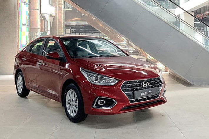 Doanh số sụt giảm so với tháng 1/2021 nhưng với 915 xe bán ra, Hyundai Accent tiếp tục đứng ở vị trí thứ 3. Với bản nâng cấp được tung ra thị trường từ cuối năm 2020, Hyundai Accent vẫn đang tạo được sức hút trên thị trường.