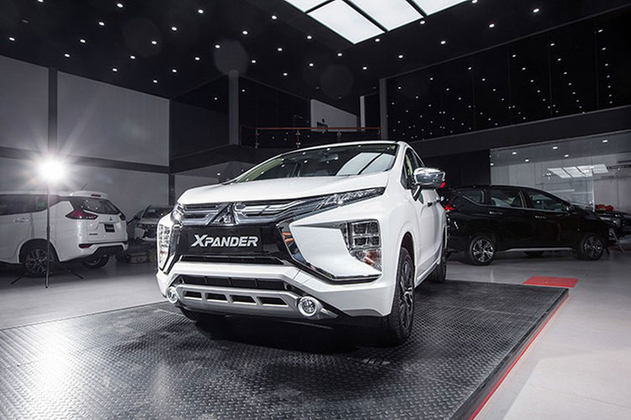 Đáng chú ý, mẫu xe MPV giá rẻ Mitsubishi Xpander cũng bất ngờ bị rớt hạng. Với kết quả kinh doanh tháng 2 vừa qua chỉ với 630 xe bán ra toàn toàn thị trường đã khiến cho Mitsubishi Xpander dừng chân ở vị trí thứ 6.