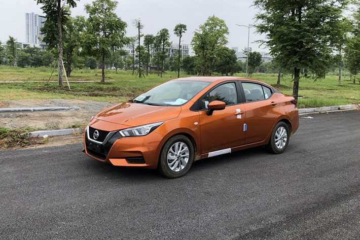 Sau khi Nissan Việt Nam đổi nhà phân phối, mẫu xe sedan giá rẻ Sunny sẽ được phân phối thế hệ mới dưới tên gọi Nissan Almera 2021 mới. Mẫu xe này hiện đã cập bến nhiều thị trường Đông Nam Á với tên gọi tương tự và rất nhiều cải tiến đã được bổ sung.