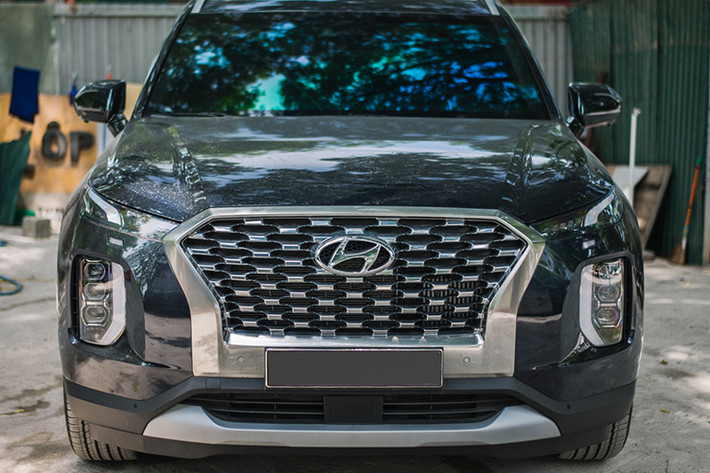 Theo tra cứu từ trang của Cục Đăng kiểm Việt Nam, thông tin về mức tiêu thụ nhiên liệu của Hyundai Palisade hoàn toàn mới được thể hiện tại số thông báo/giấy chứng nhận 19KDN/000077. Ô tô nhãn hiệu Hyundai, số loại Palisade(S8W8EFC5K) sử dụng động cơ dầu diesel 2.2 lít (D4HB) được nhập khẩu từ Hàn Quốc.