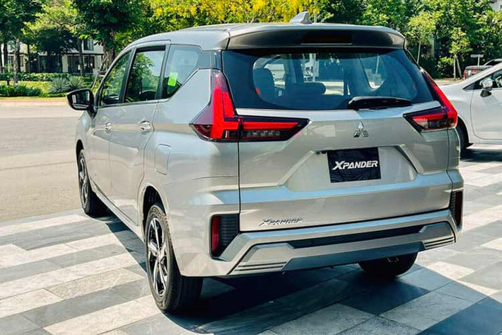 Xpander cũng là mẫu xe gánh hơn 1 nữa doanh số của Mitsubishi tại thị trường Việt Nam khi luôn có sức bán cao và ổn định. Theo đó từ những giá trị sử dụng mang tính thực dụng cao, giá cả hợp lý đã khiến Xpander có được những thành công hôm nay dù các chương trình khuyến mãi không mấy đa dạng.