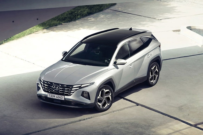 Mới đây, hãng Hyundai đã chính thức giới thiệu phiên bản nâng cấp nhẹ của dòng xe Tucson ở thị trường Hàn Quốc. Bước sang phiên bản nâng cấp, Hyundai Tucson 2023 mới không thay đổi về thiết kế mà chỉ tập trung vào trang bị. Xe vẫn có 3 bản trang bị là Modern, Premium và Inspiration như trước.