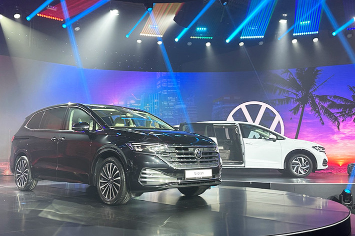 Cốp xe MPV Volkswagen Viloran 2024 đóng mở điện rảnh tay, sở hữu thể tích hơn 400 lít và có thể mở rộng lên tới hơn 2.100 lít - thoải mái chứa những vật dụng quá khổ như ván trượt, thuyền cá nhân hay xe đạp.