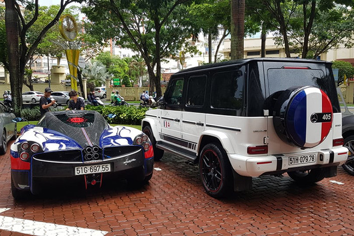 Ngoài việc sở hữu nội và ngoại thất siêu sang, siêu độc và ấn tượng, Thần gió Pagani Huayra còn sở hữu cho mình khối động cơ mạnh mẽ V12, tăng áp kép, dung tích 6.0 lít sản sinh công suất tối đa 720 mã lực, giúp chiếc xe tăng tốc từ 0 -100km/h chỉ trong 2,8 giây trước khi đat vận tốc tối đa 383km/h.