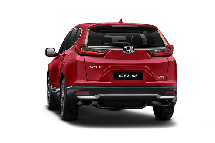 Tất cả các hệ thống chiếu sáng của xe đều có tính năng thích ứng tự động nằm trong hệ thống Honda Sensing. Bên cạnh đó, toàn bộ đèn sương mù của 3 bản Honda CR-V 2020 đều là dạng LED thay vì halogen như ở CR-V E, CR-V G bản cũ. Ngoài ra, ở bản L xe được trang bị đầy đủ tính năng đá chân mở cốp tương tự ở Thái Lan.