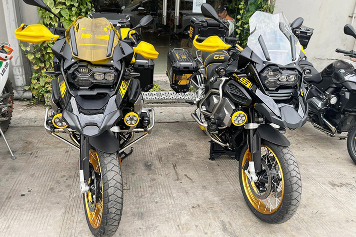 Giá xe BMW R1250GS và R1250GS bản kỷ niệm 40 năm có giá lần lượt ở mức 669 triệu đồng và 739 triệu đồng. Ngoài ra, các phiên bản khác của GS và GSA còn có Rally và Triple Black, với giá từ 659 triệu đồng đến 719 triệu đồng.