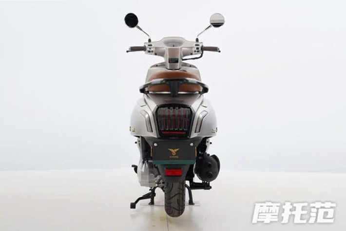 Giá xe Yiying Salina 150 2024 tại thị trường Trung Quốc niêm yết chỉ từ 7.580 nhân dân tệ (tương đương khoảng 26,5 triệu đồng).