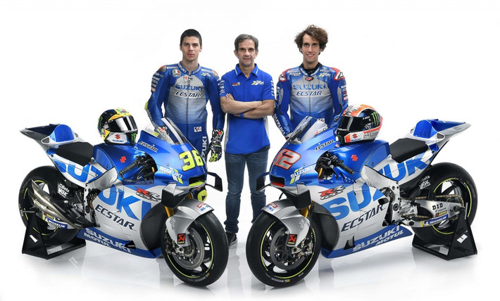 Suzuki GSX-RR 2020 mới được tô điểm bởi dàn áo xanh/xám nhằm kỷ niệm 60 năm Suzuki xuất hiện trong các sự kiện đua xe thể thao. Lần đầu tiên hãng xe Nhật Bản tham dự đua xe là giải Isle of Man TT vào năm 1960, tuy nhiên đến tận 2 năm thì Suzuki mới giành được chiến thắng đầu tiên.