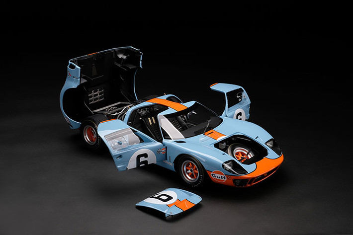 Chiếc siêu xe Ford GT40 khung gầm 1075 được coi là chiếc xe đua Mỹ vĩ đại nhất lịch sử. Nó đã mang về chiến thắng tại Le Mans năm 1968 dưới bàn tay điều khiển của Pedro Rodriguez và Lucien Bianchi, trước khi Bianchi qua đời không lâu sau đó.