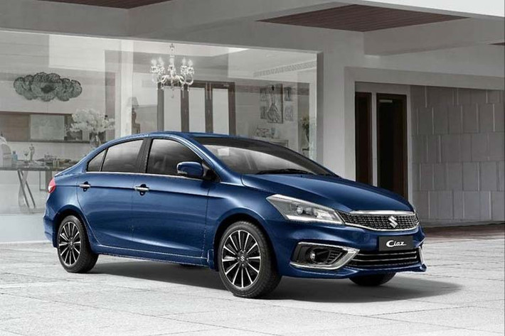 Trong khi mẫu SUV lai MPV XL7 đang nhận được nhiều sự quan tâm và dự tính sắp về Việt Nam thì mới đây, các đại lý đã đồng loạt mở cọc đối với phiên bản mới của mẫu sedan hạng B Suzuki Ciaz 2020 mới với tiền cọc trước là 5 triệu đồng. Thời điểm ra mắt dự kiến là vào tháng 4/2020, trùng với lịch giới thiệu của Suzuki XL7.