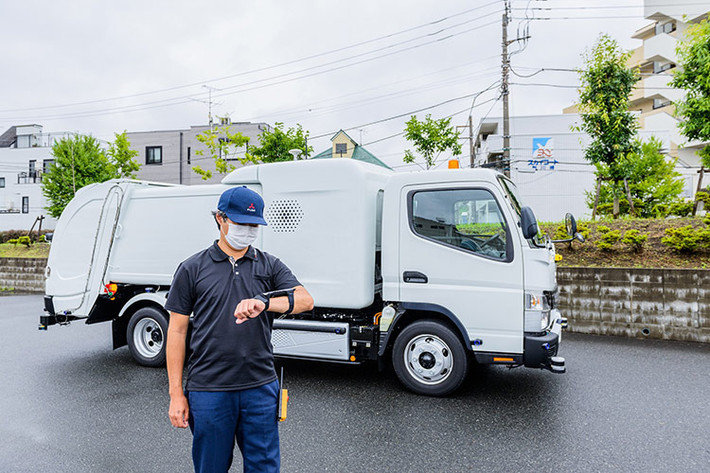 Mẫu xe Mitsubishi Fuso eCanter Sensor Collect chở rác này đã được thử nghiệm tại thành phố Kawasaki ở Nhật Bản. Mitsubishi Fuso Truck and Bus Corporation đã công bố một đoạn video ghi lại cuộc chạy thử nghiệm của mẫu xe chở rác này, được tổ chức vào tháng 11/2023, hợp tác với Bộ Môi trường địa phương.