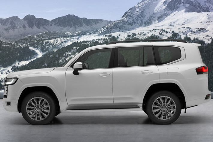 Giá xe Toyota Land Cruiser 2022 hiện đang được niêm yết như sau; Phiên bản EXR 297,900 - 298,000 AED khoảng 1,86 tỷ đồng); Phiên bản GXR 319,900 - 320,000 AED (khoảng 1,9 – 2,0 tỷ đồng); Phiên bản VXR 354,900 - 355,000 AED (tương đương khoảng 2,2 tỷ đồng).
