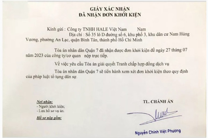 Phía Porsche Việt Nam thừa nhận có sai sót trong quy trình tiếp nhận, sửa chữa và bàn giao xe của anh Tấn, nên đã đề nghị mức ưu đãi 40% giá trị sửa chữa. Tuy nhiên, chủ xe vẫn không chấp nhận yêu cầu trên và cho biết đã gửi thẳng thư khiếu nại sang Porsche ở Đức. Sự việc đã được chủ xe gửi đơn kiện đến Toà án và vẫn đang trong quá trình giải quyết.