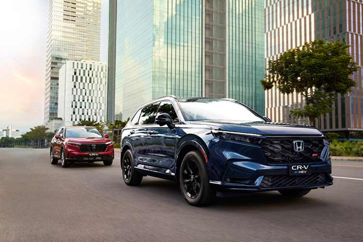 Các tính năng an toàn chủ động ADAS nằm trong gói Honda Sensing sẽ được trang bị tiêu chuẩn cho xe, bao gồm hệ thống phanh giảm thiểu va chạm, đèn pha thích ứng tự động, kiểm soát hành trình thích ứng bao gồm dải tốc độ thấp, giảm thiểu chệch làn đường, hỗ trợ giữ làn đường và thông báo xe phía trước khởi hành.