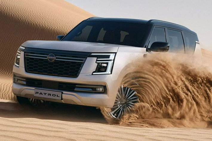 Các tính năng an toàn thông minh Intelligent Safety của Nissan là tiêu chuẩn trong Patrol 2025 cùng với một số nâng cấp khác. Xe được trang bị NissanConnect 2.0 tích hợp Google, công nghệ ProPilot cung cấp cho người lái khả năng kiểm soát hành trình thích ứng và hỗ trợ giữ làn đường, màn hình quan sát xung quanh 3D để có tầm nhìn toàn cảnh tốt hơn, gương chiếu hậu thông minh... Hiện mức giá xe Nissan Patrol 2025 chưa công bố.