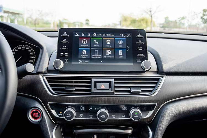 Theo báo cáo của VAMA thì doanh số của Honda Accord luôn ế ẩm tại Việt Nam khi chỉ có vài xe bán ra mỗi tháng dù đã có các ưu đãi như các mẫu xe khác, và hiện mẫu xe đang bán tại Việt Nam thuộc thế hệ thứ 10, thế hệ mới nhất đã được ra mắt cách đây gần 1 năm cũng như bán ra tại khá nhiều thị trường.