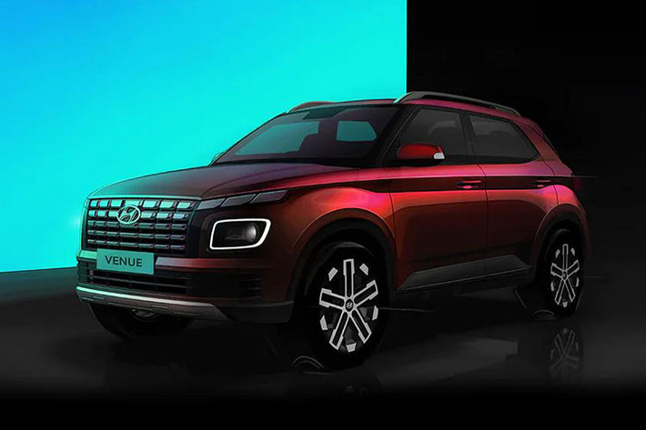 Hyundai Venue là mẫu SUV hạng A đã lần đầu tiên trình làng tại Ấn Độ vào tháng 4/2019. Sau 3 năm, hãng Hyundai chuẩn bị bổ sung phiên bản nâng cấp giữa vòng đời cho mẫu xe này. Trước thời điểm đó, hãng xe Hàn Quốc đã tung ra những hình ảnh chính thức đầu tiên của Hyundai Venue 2023 mới ở thị trường Ấn Độ.