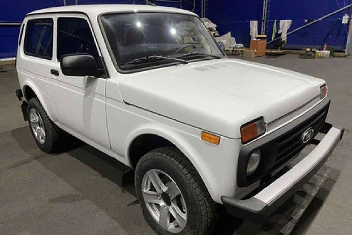 Các mẫu xe Lada về Việt Nam đều là những dòng xe phổ thông, hướng đến nhóm khách hàng có nhu cầu di chuyển trong đô thị, với thiết kế nhỏ gọn và giá bán được cho là "mềm" so với mặt bằng thị trường.