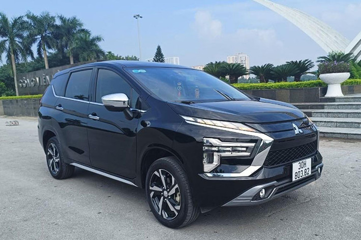 Sau 4 tháng mở bán, những chiếc Mitsubishi Xpander 2022 mới đầu tiên đã bước lên sàn xe cũ với mức giá khá bất ngờ. Cụ thể, mới đây một chiếc Mitsubishi Xpander 2022 bản AT Premium đã được chủ nhân rao bán với giá mong muốn 715 triệu đồng.