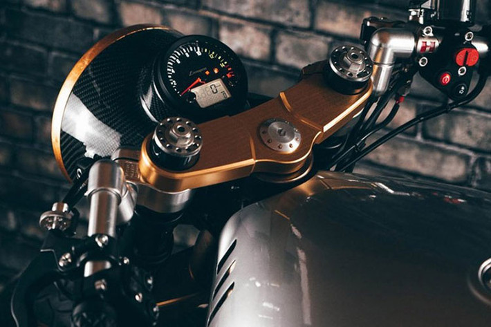 Ratcliffe - nhà sáng lập thương hiệu LM đã có 10 năm làm việc cho CCM Motorcycles, chịu trách nhiệm thiết kế nhiều mẫu xe Adventure hạng nhẹ như GP450 và CCM Spitfire Cafe racer. Theo chia sẻ, mẫu xe 2 thì mới nhất sẽ được LM thiết kế theo phong cách xe đua ở giải Isle of Man TT 250 kết hợp cùng văn hóa Ace Cafe độc đáo tại Anh Quốc.