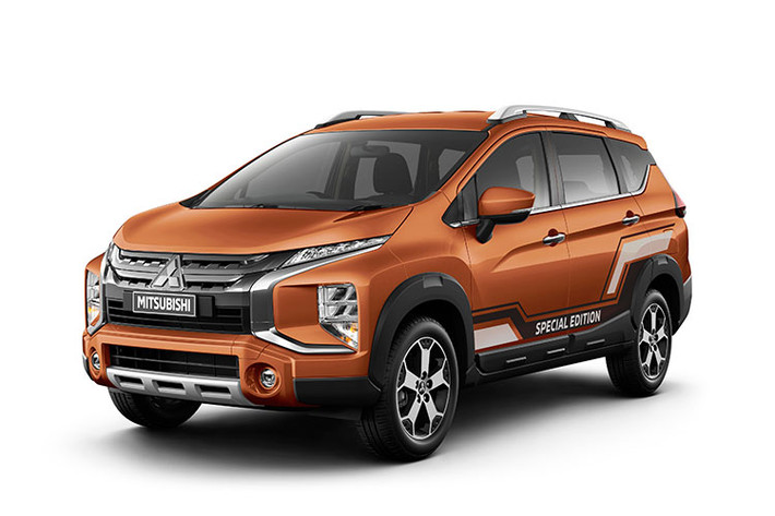 Trong khi đó các bản thường của Xpander có ưu đãi 100% trước bạ, tương đương 56 triệu đồng với bản MT và 63 triệu đồng với bản AT, còn với Xpander Cross thường thì ưu đãi là 50% trước bạ tương đương 33 triệu đồng cùng phiếu đổ xăng trị giá 25 triệu đồng.