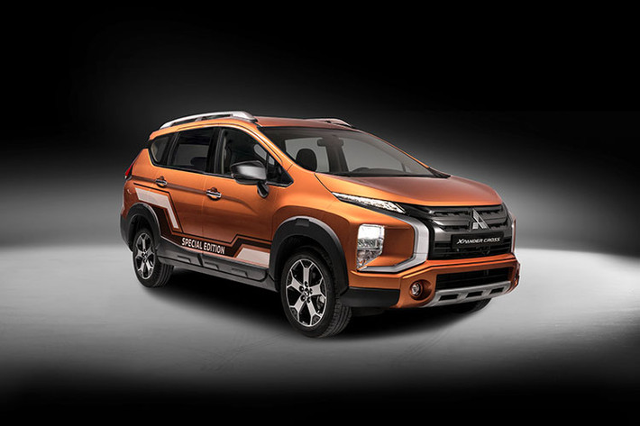 Tiếp nối thành công của Mitsubishi Xpander bản kỷ niệm cột mốc doanh số 50.000 xe sau 3 năm ra mắt thị trường Việt, Mitsubishi Motors Việt Nam (MMV) tiếp tục giới thiệu Mitsubishi Xpander và Xpander Cross phiên bản đặc biệt.