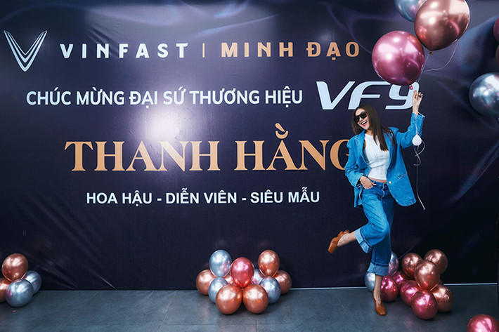 Cả hai loại pin trên mẫu xe VinFast VF9 đều có dung lượng với dung lượng 92 kWh ở bản Eco và 123 kWh ở bản Plus.