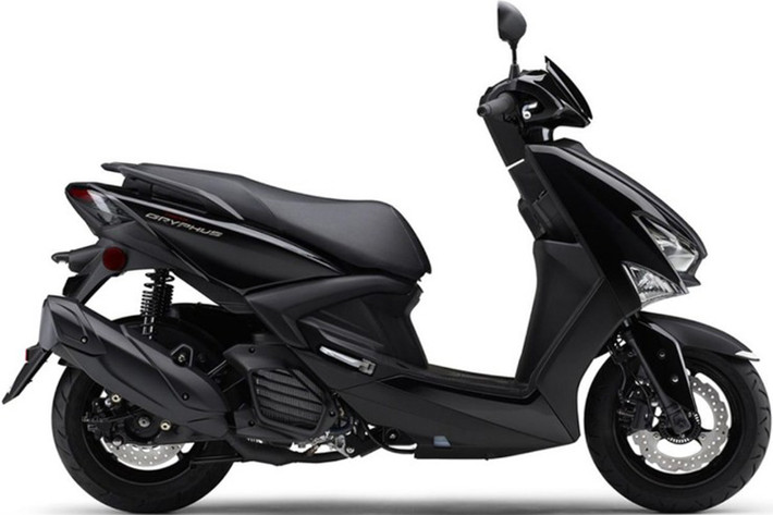 Về ngoại hình, mẫu xe ga Yamaha Cygnus Gryphus 2024 mới sở hữu cụm đèn pha kép LED đặt tạo thành khối ở mặt nạ trước, ngay phía dưới đó là đèn xi nhan cấu trúc gọn gàng.