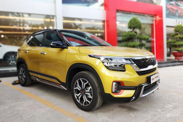 Kia Seltos: 1.054 xe Sự vươn lên mạnh mẽ của Toyota Yaris Cross đã đẩy Kia Seltos xuống vị trí thứ 3 trong phân khúc. Mẫu xe Hàn Quốc này đạt doanh số 1.054 xe trong tháng 11/2023, giảm 3,39%.