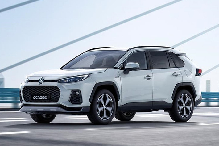 Về cơ bản, Suzuki Across 2021 mới chính là một phiên bản tinh chỉnh của Toyota RAV4 Plug-In Hybrid, do đó, Across mới sở hữu diện mạo khá giống RAV4, thậm chí nền tảng của hai mẫu xe này cũng giống nhau.