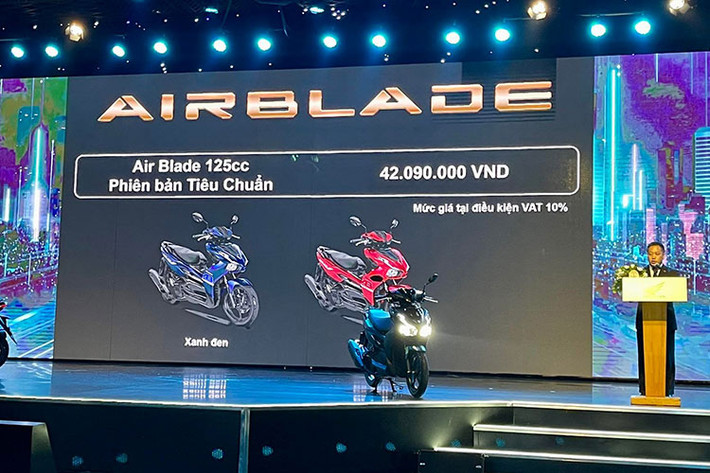 Theo như kết quả thử nghiệm, với vận tốc 40km/h, động cơ 125cc mới có có thể tăng tốc trong 6.2 giây với khoảng cách 100m (nhanh hơn 0.2 giây so với phiên bản tiền nhiệm). Khả năng leo quãng dốc 50m khi chở người phía sau, dốc nghiêng 10 độ đạt 5.9 giây.