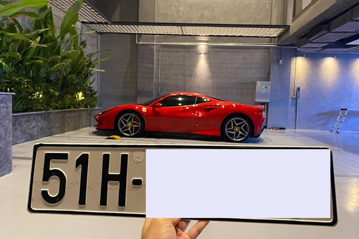 Ferrari F8 Tributo của Cường Đô la mới nhận bàn giao được xem "là cầu nối tới một ngôn ngữ thiết kế mới". Mẫu xe này được sinh ra nhằm thay thế dòng siêu xe Ferrari 488 GTB và thừa hưởng nhiều thiết kế cũng như "nội công" từ mẫu xe hiệu suất cao Ferrari 488 Pista đình đám.