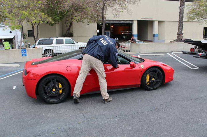 Sau khi điều tra ra vụ việc này, lực lượng chức năng của bang California đã tịch thu chiếc siêu xe Ferrari 458 Italia đời 2011, Lamborghini Aventador S đời 2018 và Bentley Continental GT đời 2020 mà Qadiri đã mua bằng tiền đi vay. Trong đó, 2 chiếc Ferrari 458 Italia và Lamborghini Aventador S được đăng ký bởi All American Capital Holdings - 1 trong 4 công ty mà Qadiri liệt kê trong đơn vay tiền.